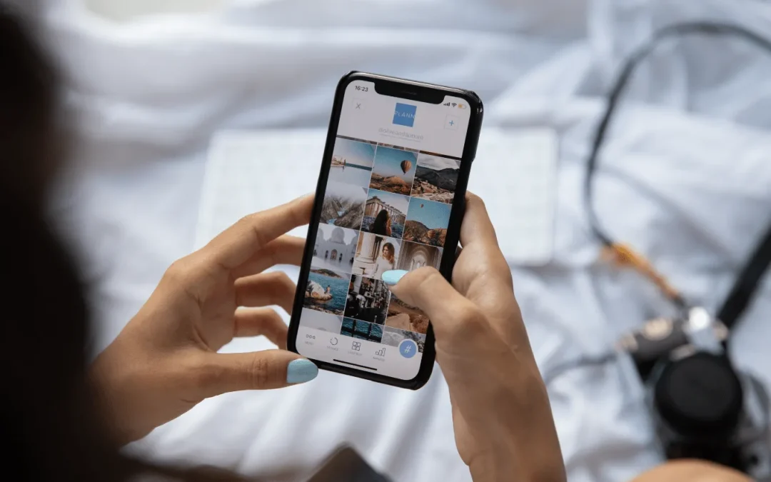 Où se trouve le presse-papier sur un téléphone portable ?