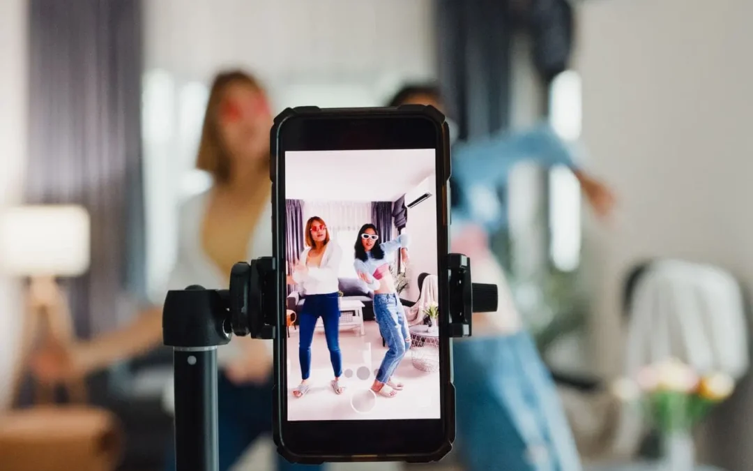 Comment partager un Réel Instagram sur TikTok : le guide complet pour réussir